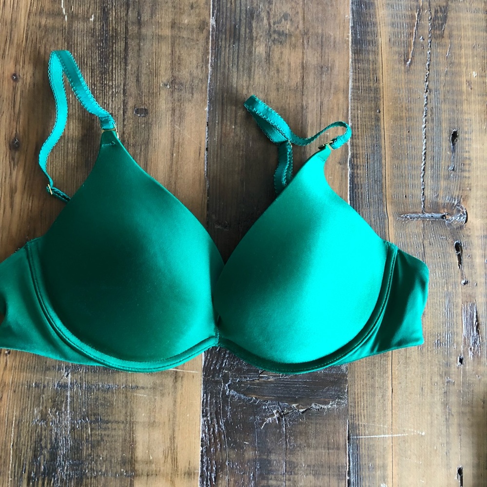 Victoria’s Secret miracle bra